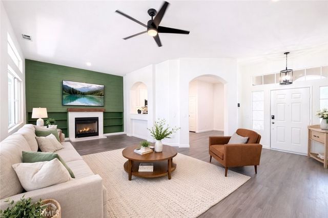 39601 Saba Court, Murrieta, CA 92563