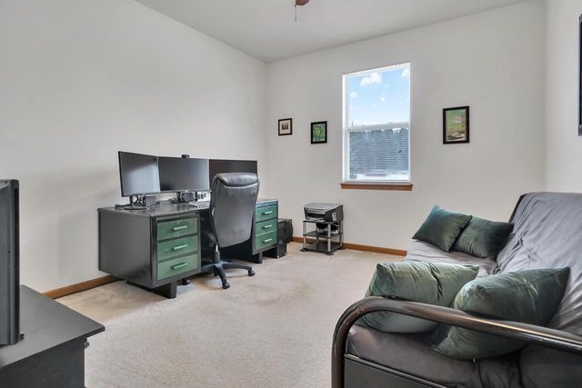 2368 Kiowa DRIVE, Grafton, WI 53024