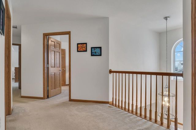 2368 Kiowa DRIVE, Grafton, WI 53024