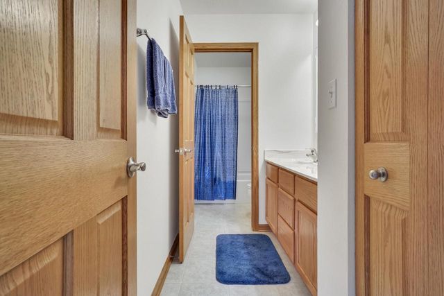 2368 Kiowa DRIVE, Grafton, WI 53024