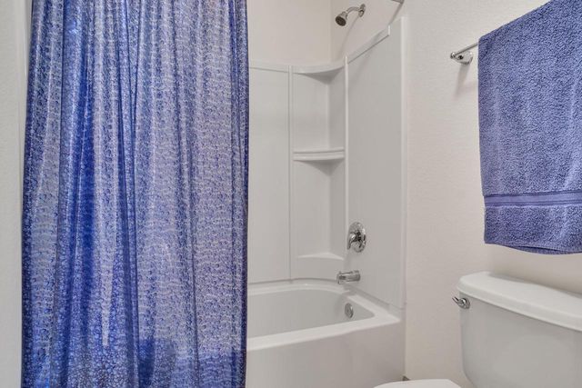 2368 Kiowa DRIVE, Grafton, WI 53024