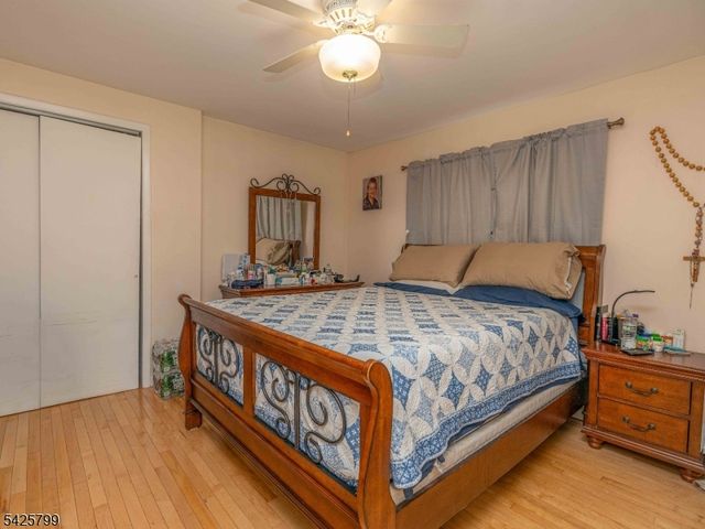 706 Keep St, Linden City, NJ 07036