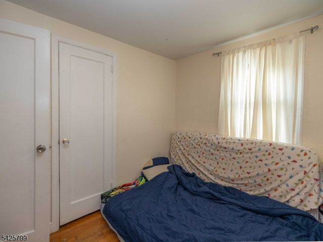 706 Keep St, Linden City, NJ 07036