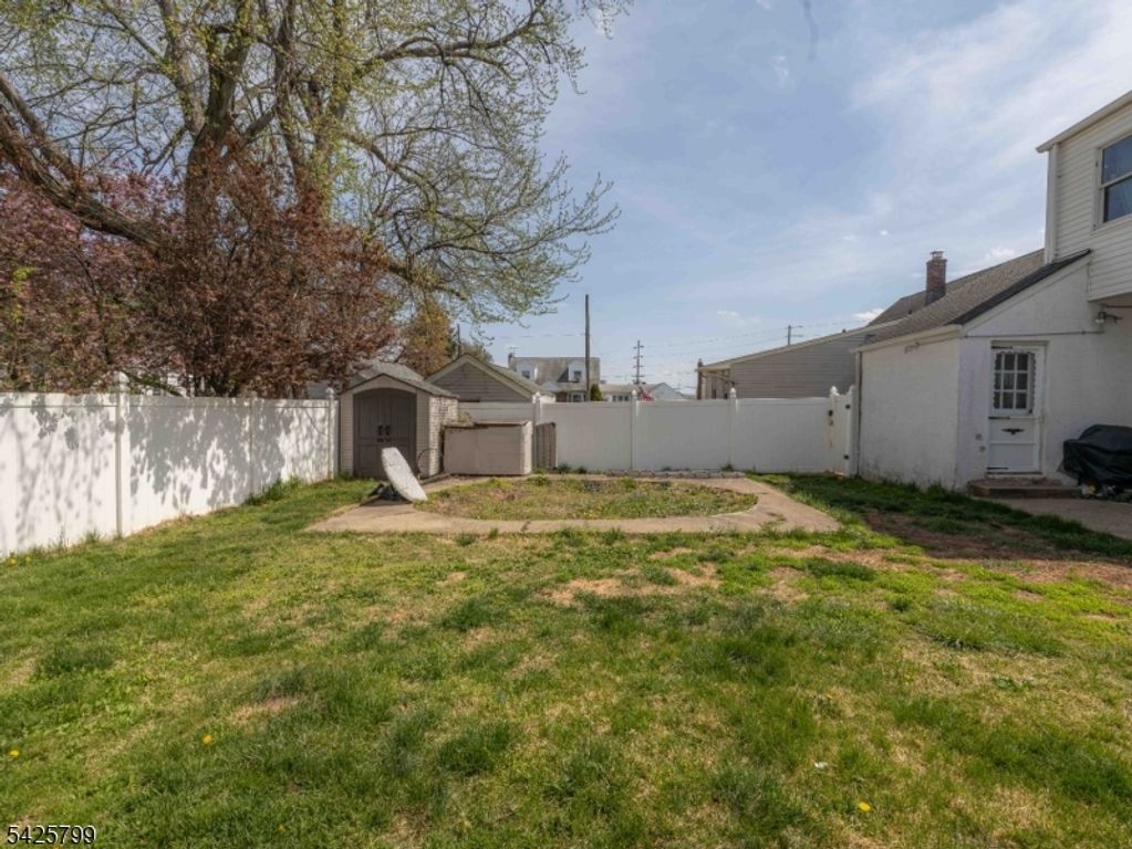 706 Keep St, Linden City, NJ 07036 — photo 5
