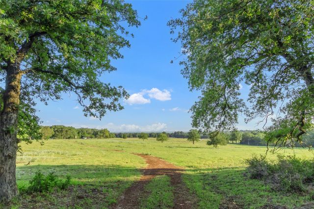 11789 Fm-2095 Highway, Gause, TX 77857