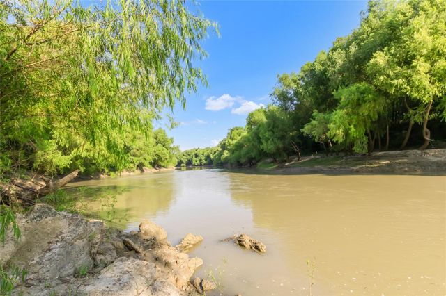 11789 Fm-2095 Highway, Gause, TX 77857