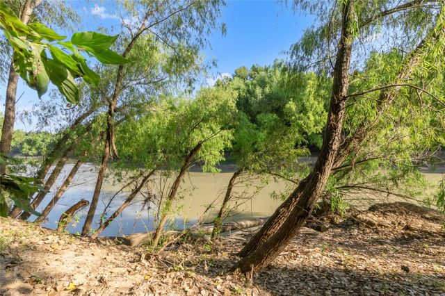 11789 Fm-2095 Highway, Gause, TX 77857