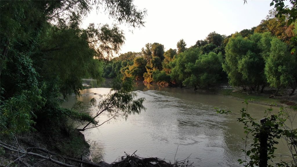 11789 Fm-2095 Highway, Gause, TX 77857