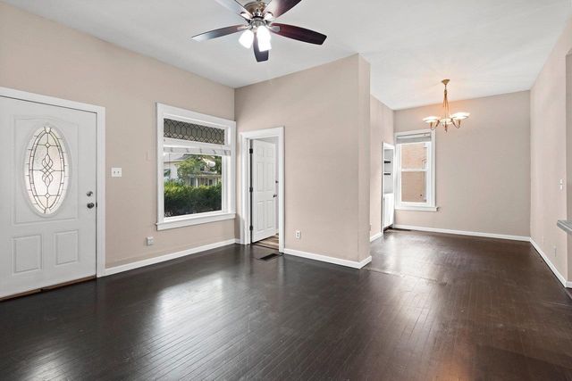 425 W WINNEBAGO STREET, Appleton, WI 54911