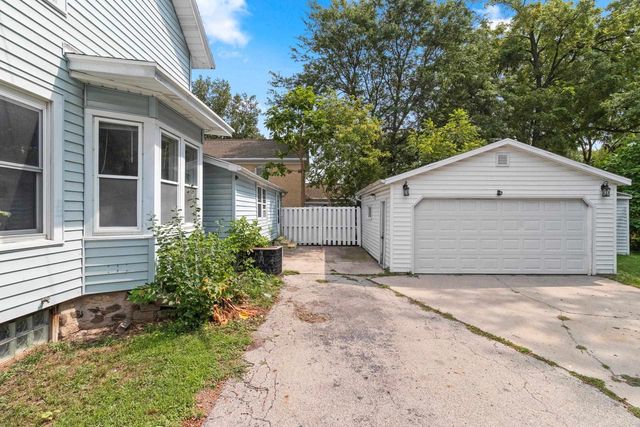 425 W WINNEBAGO STREET, Appleton, WI 54911