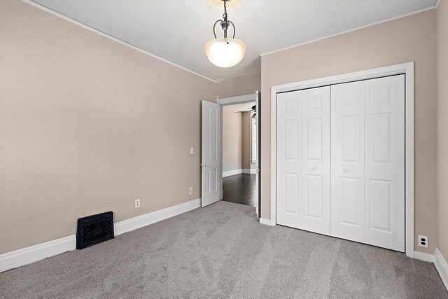 425 W WINNEBAGO STREET, Appleton, WI 54911