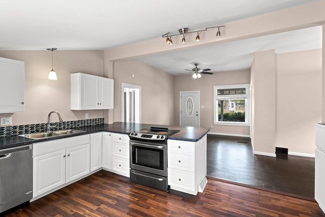 425 W WINNEBAGO STREET, Appleton, WI 54911