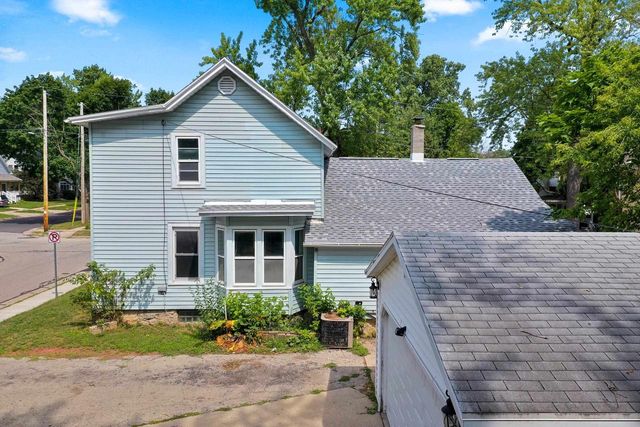 425 W WINNEBAGO STREET, Appleton, WI 54911