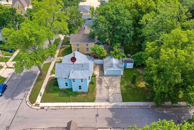 425 W WINNEBAGO STREET, Appleton, WI 54911