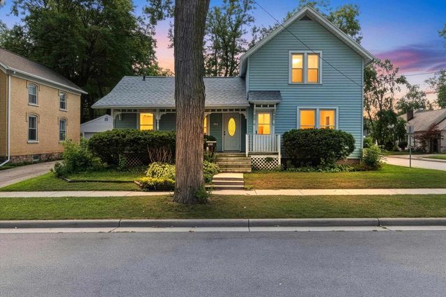 425 W WINNEBAGO STREET, Appleton, WI 54911