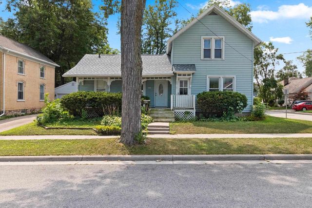 425 W WINNEBAGO STREET, Appleton, WI 54911