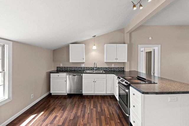 425 W WINNEBAGO STREET, Appleton, WI 54911
