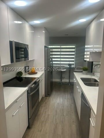 165 Lakeview Dr 201, Weston, FL 33326
