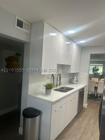 165 Lakeview Dr 201, Weston, FL 33326