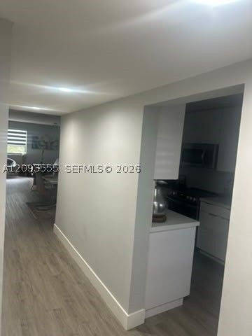165 Lakeview Dr 201, Weston, FL 33326