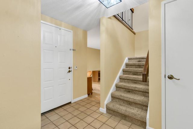 7025 Rancho Mirage Ct, Citrus Heights, CA 95621