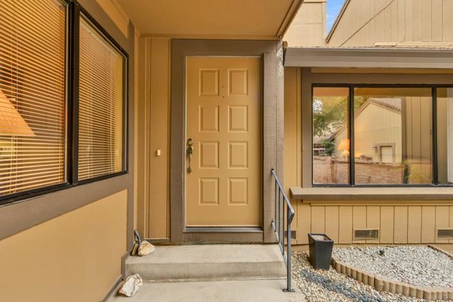 7025 Rancho Mirage Ct, Citrus Heights, CA 95621