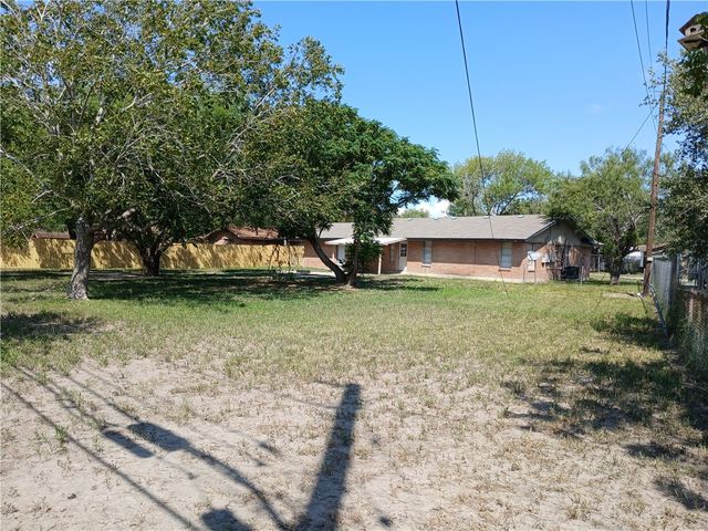 10609 Kingwood Dr, Corpus Christi, TX 78410