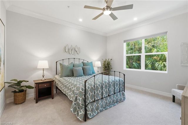238 Indies DR E 201, Naples, FL 34114