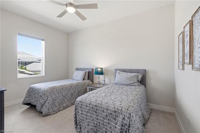 238 Indies DR E 201, Naples, FL 34114