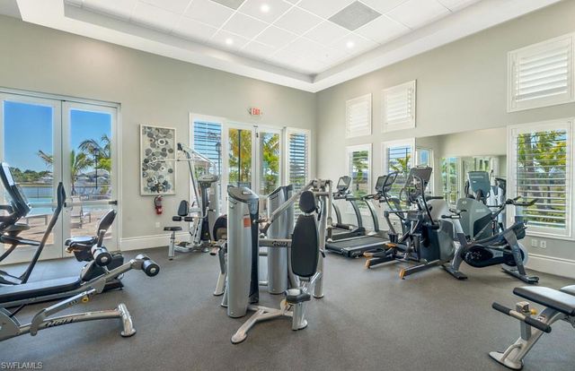238 Indies DR E 201, Naples, FL 34114