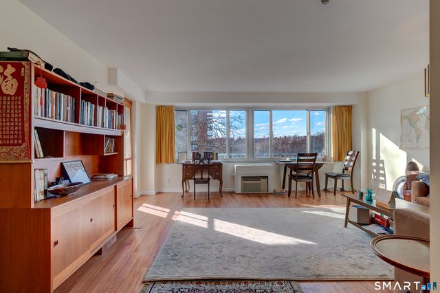 100 York Street 5B, New Haven, CT 06511