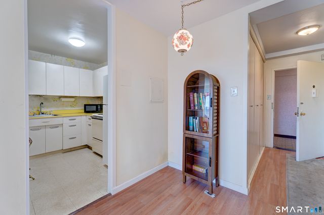 100 York Street 5B, New Haven, CT 06511