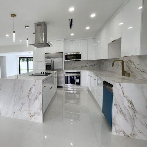 1275 NE 200th Terrace, Miami, FL 33179
