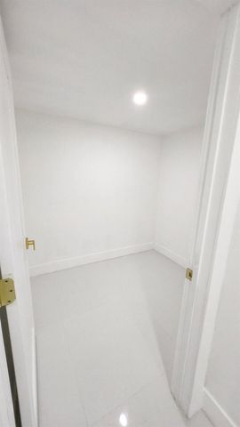1275 NE 200th Terrace, Miami, FL 33179