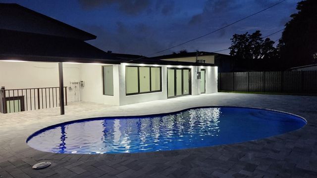 1275 NE 200th Terrace, Miami, FL 33179
