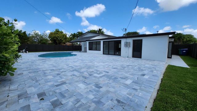 1275 NE 200th Terrace, Miami, FL 33179