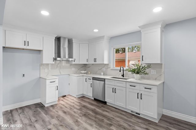 14235 Inkster Road, Livonia, MI 48154