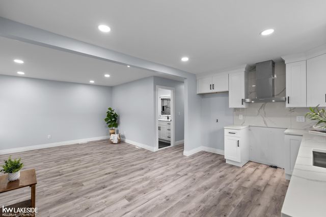 14235 Inkster Road, Livonia, MI 48154