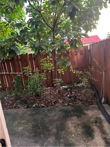 7912 Kimberly Boulevard 301, North Lauderdale, FL 33068