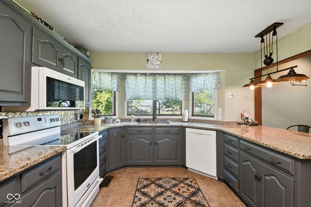 5371 E County Road 500 Road N, Michigantown, IN 46057