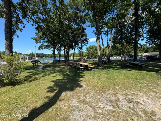 699A Plymouth Drive 699A, Lakewood, NJ 08701