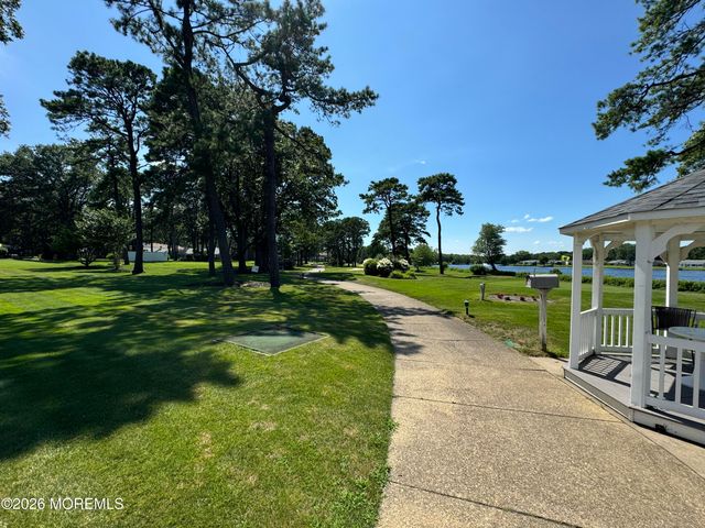 699A Plymouth Drive 699A, Lakewood, NJ 08701