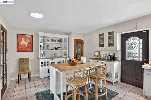 2541 Marina Blvd, San Leandro, CA 94577