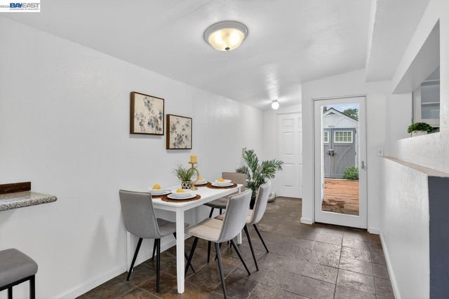 2541 Marina Blvd, San Leandro, CA 94577