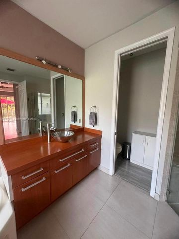19162 SW 65th Street, Fort Lauderdale, FL 33332