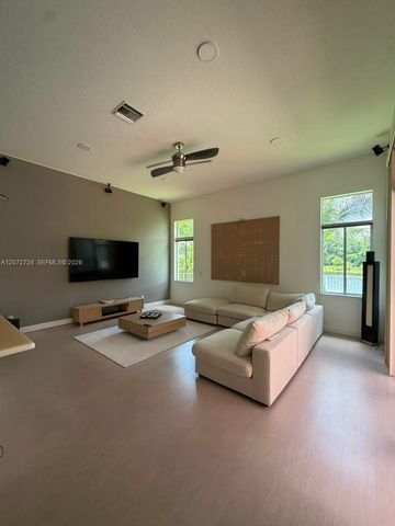 19162 SW 65th Street, Fort Lauderdale, FL 33332
