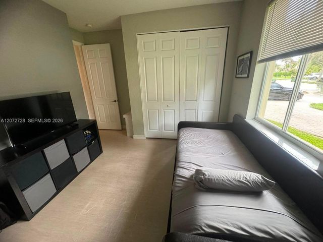 19162 SW 65th Street, Fort Lauderdale, FL 33332