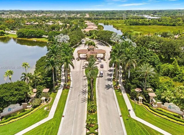 19162 SW 65th Street, Fort Lauderdale, FL 33332
