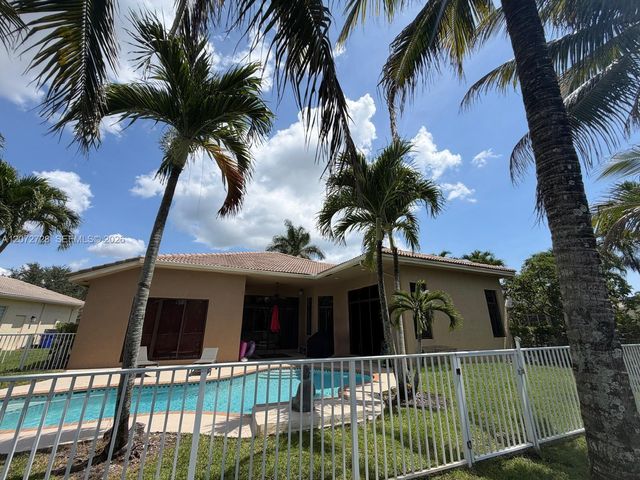 19162 SW 65th Street, Fort Lauderdale, FL 33332