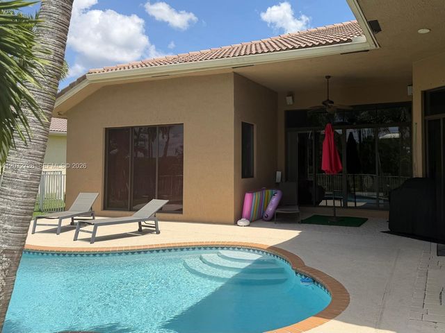 19162 SW 65th Street, Fort Lauderdale, FL 33332
